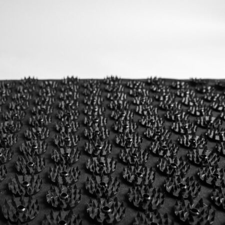 acupressure mat black spikes